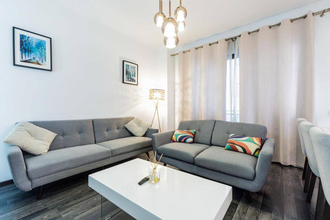 Ferienwohnung Luxury Baneasa Bukarest Exterior foto