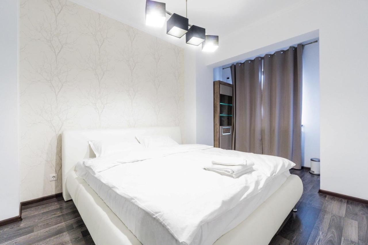Ferienwohnung Luxury Baneasa Bukarest Exterior foto